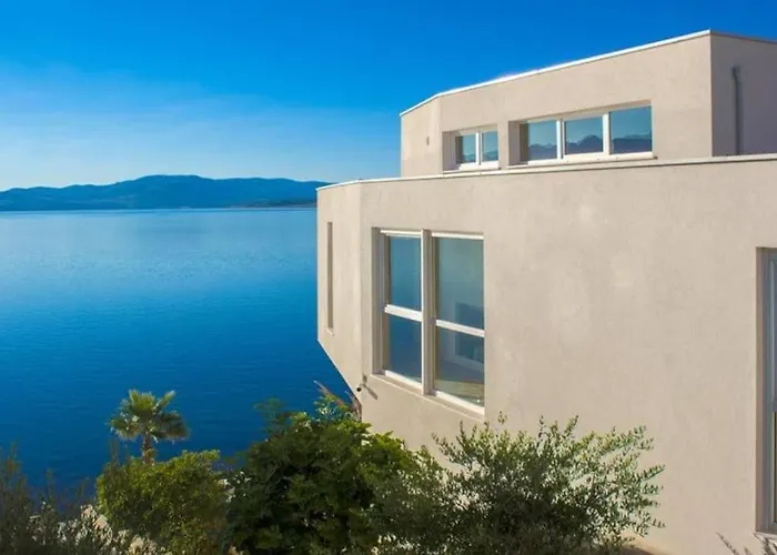 Jasmin וילה פוסדריה