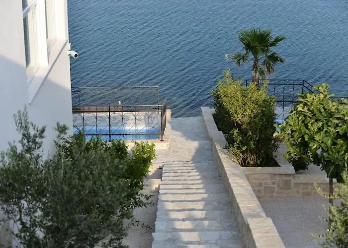 Jasmin וילה פוסדריה